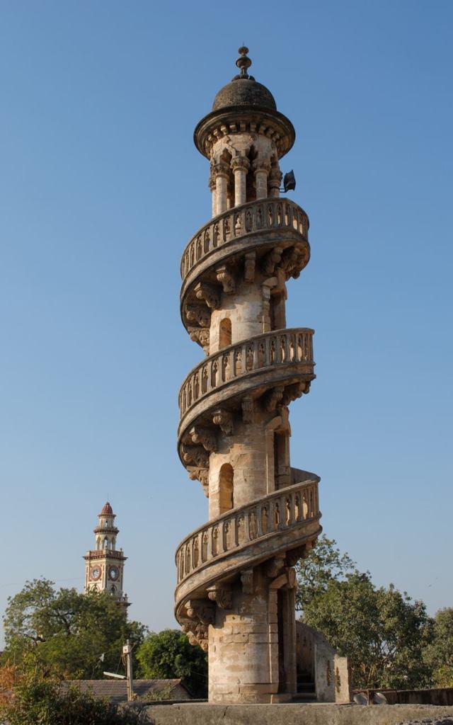 Mahabat-Maqbara-Palace-Mausoleum-Junagadh-India-002.jpg